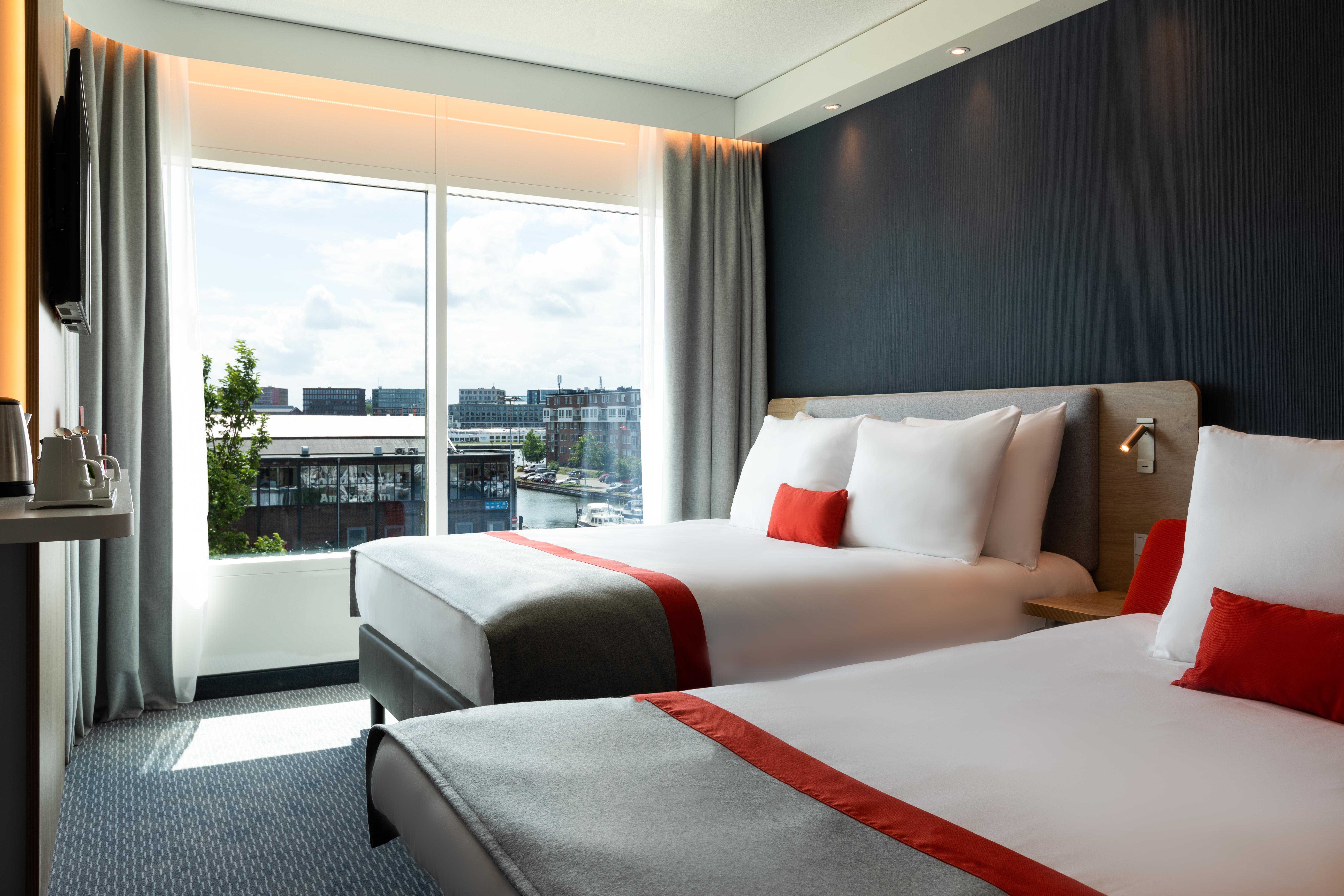 Holiday Inn Express - Almere By Ihg Экстерьер фото