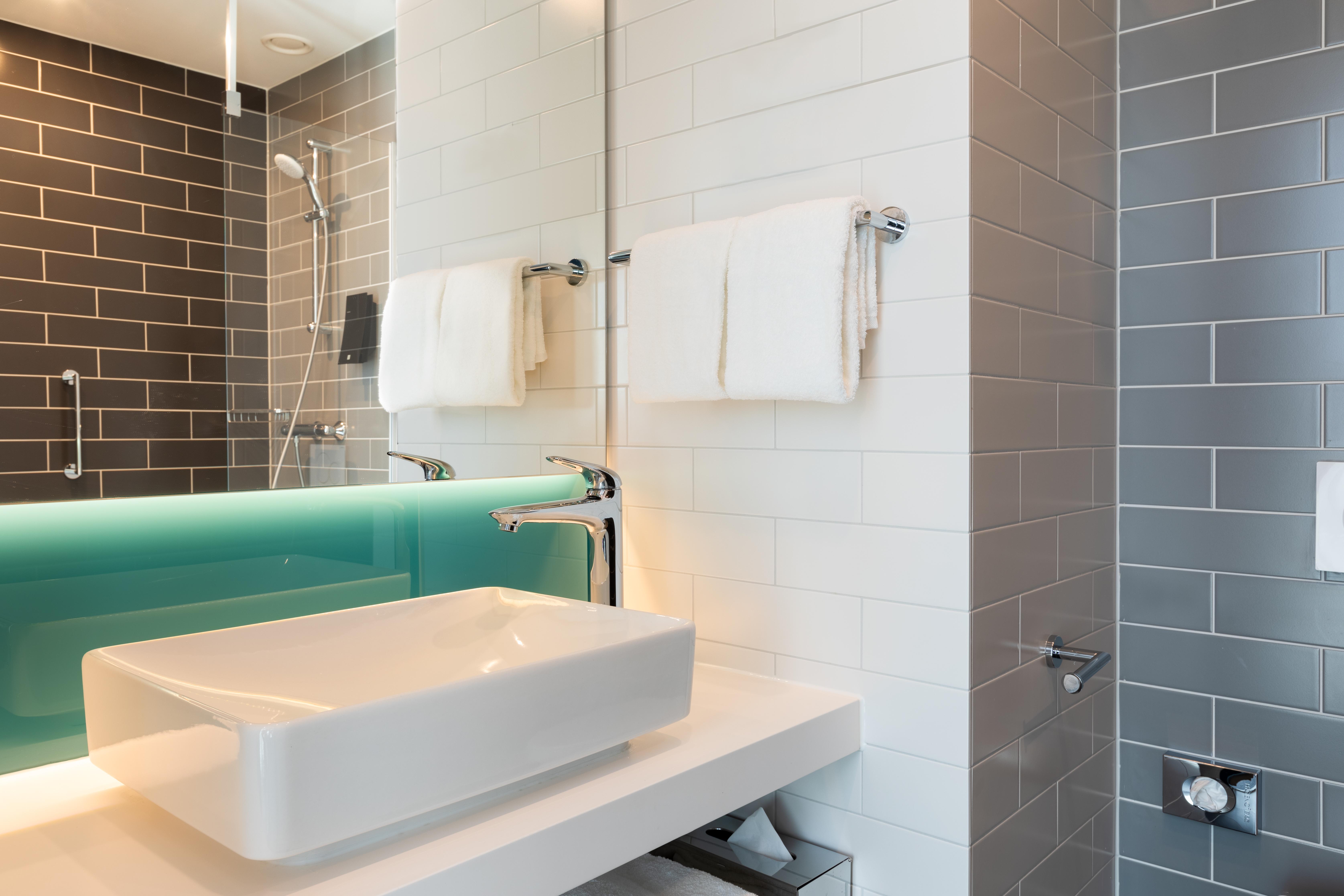 Holiday Inn Express - Almere By Ihg Экстерьер фото