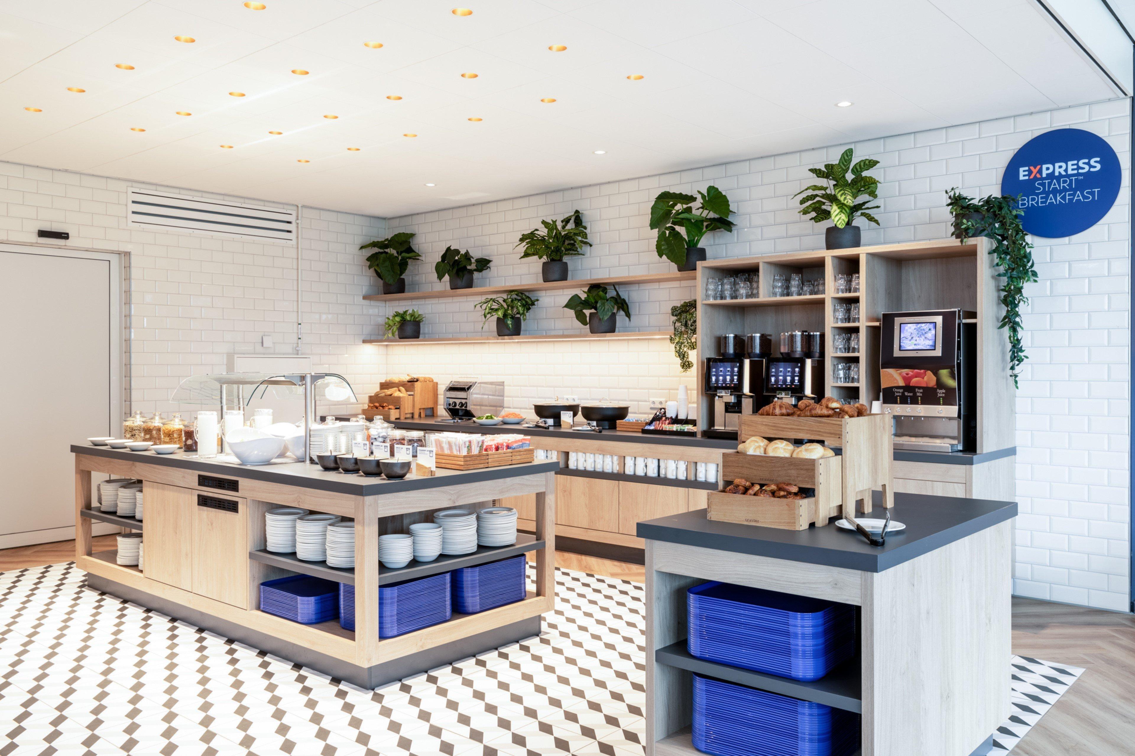 Holiday Inn Express - Almere By Ihg Экстерьер фото